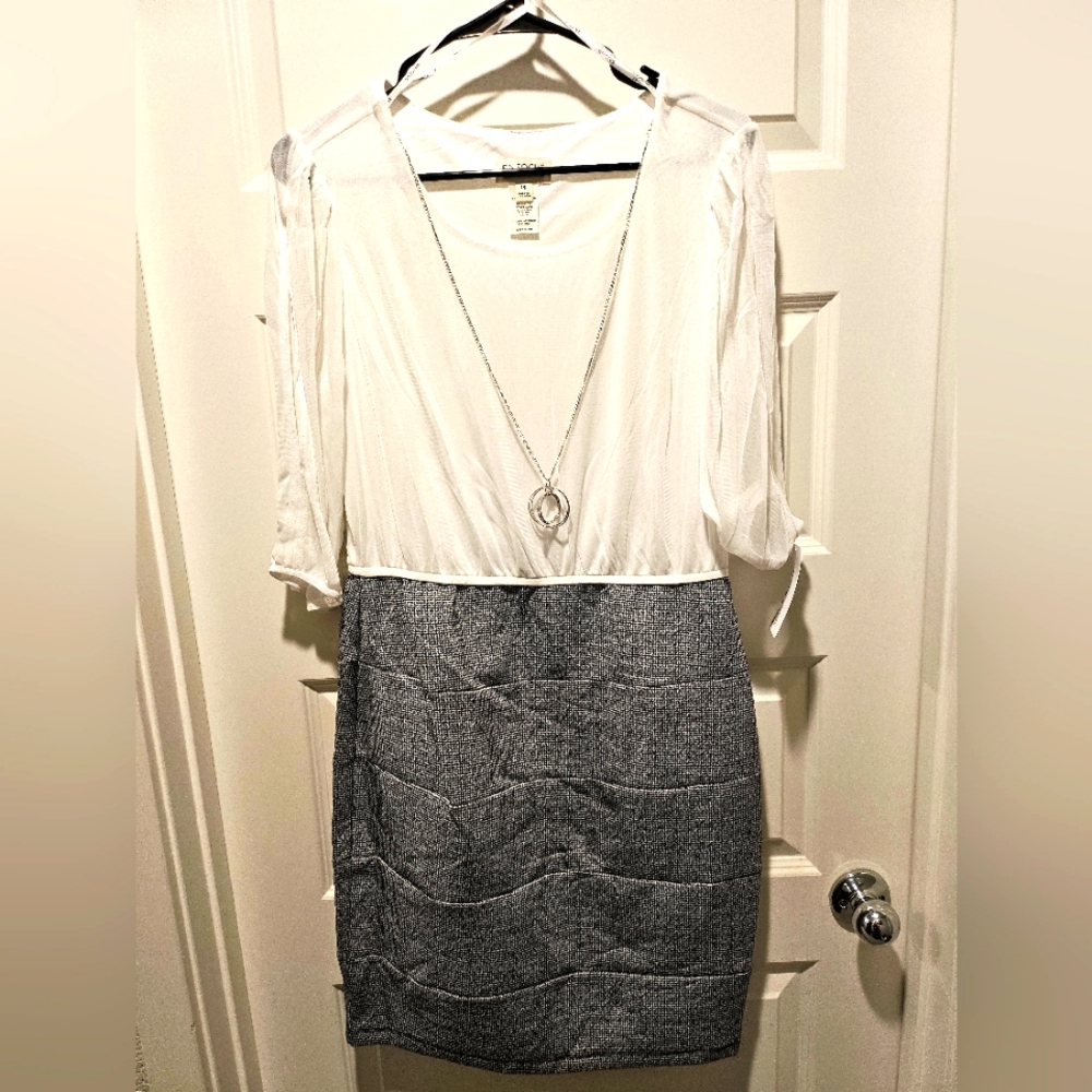 Women's En Focus Studio Midi Dress with Necklace, Size 14